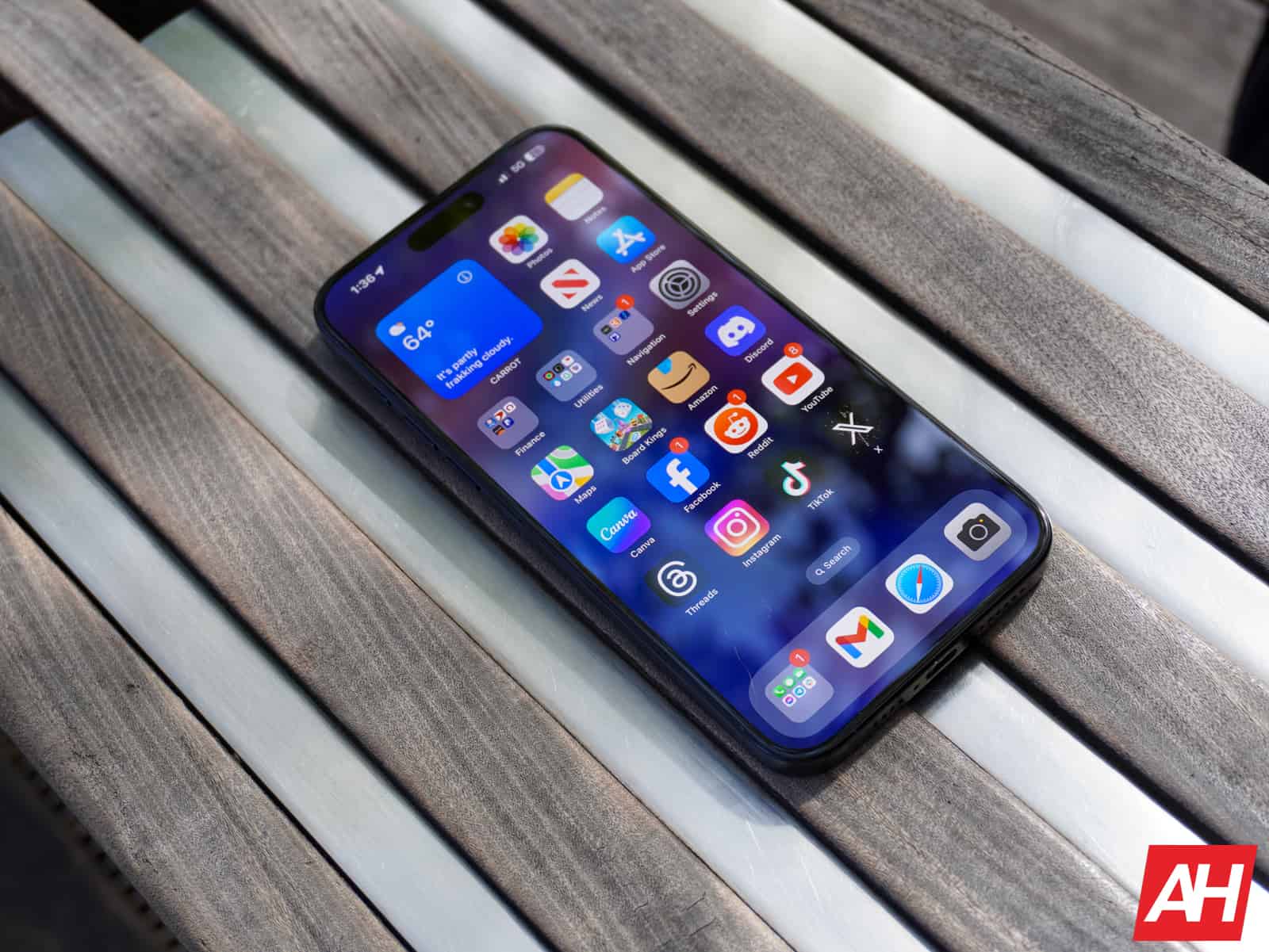 Featured image for Apple quietly patches Flipper Zero exploit crashing iPhones