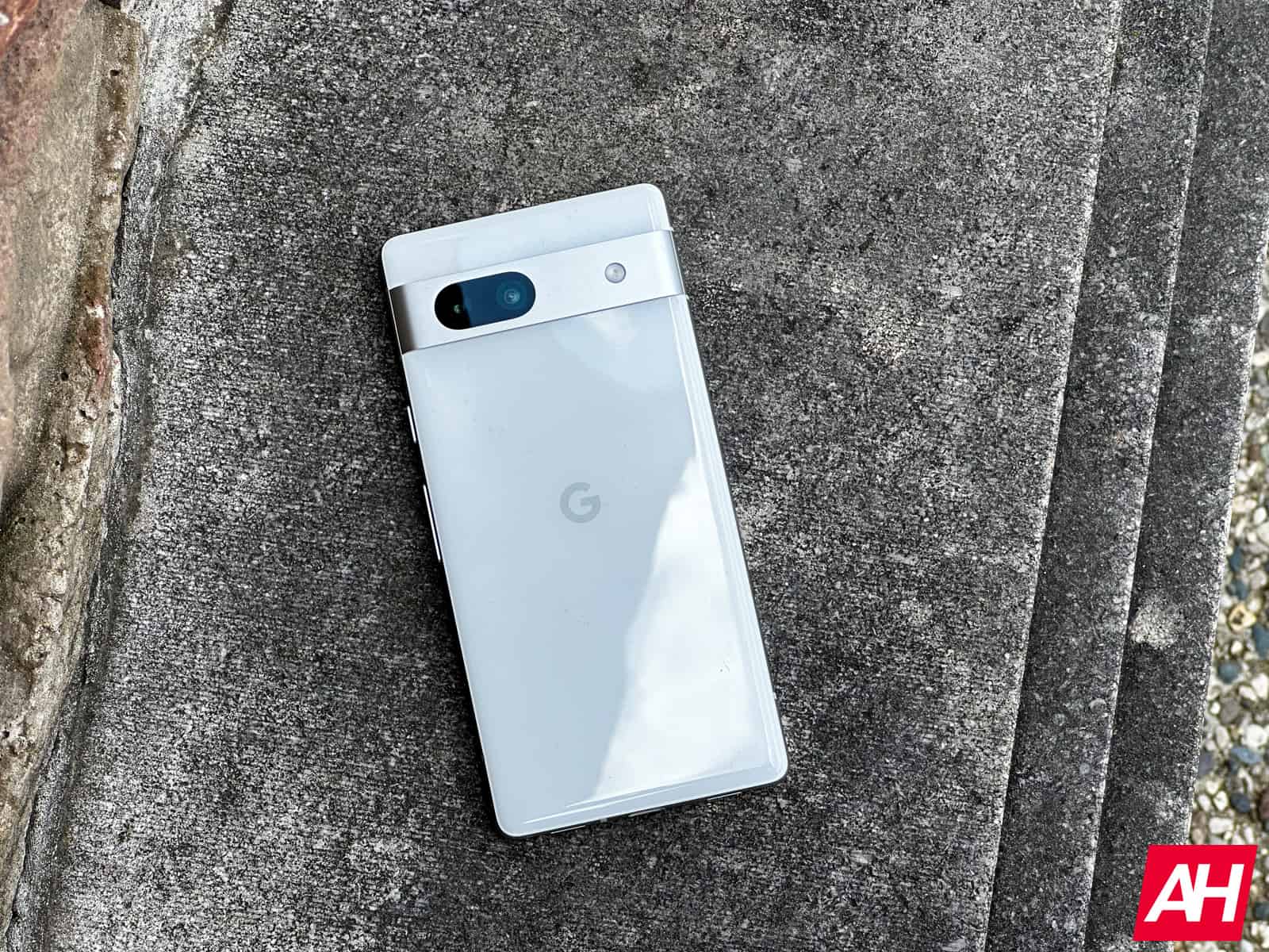 Featured image for Google Pixel dominates MKBHD