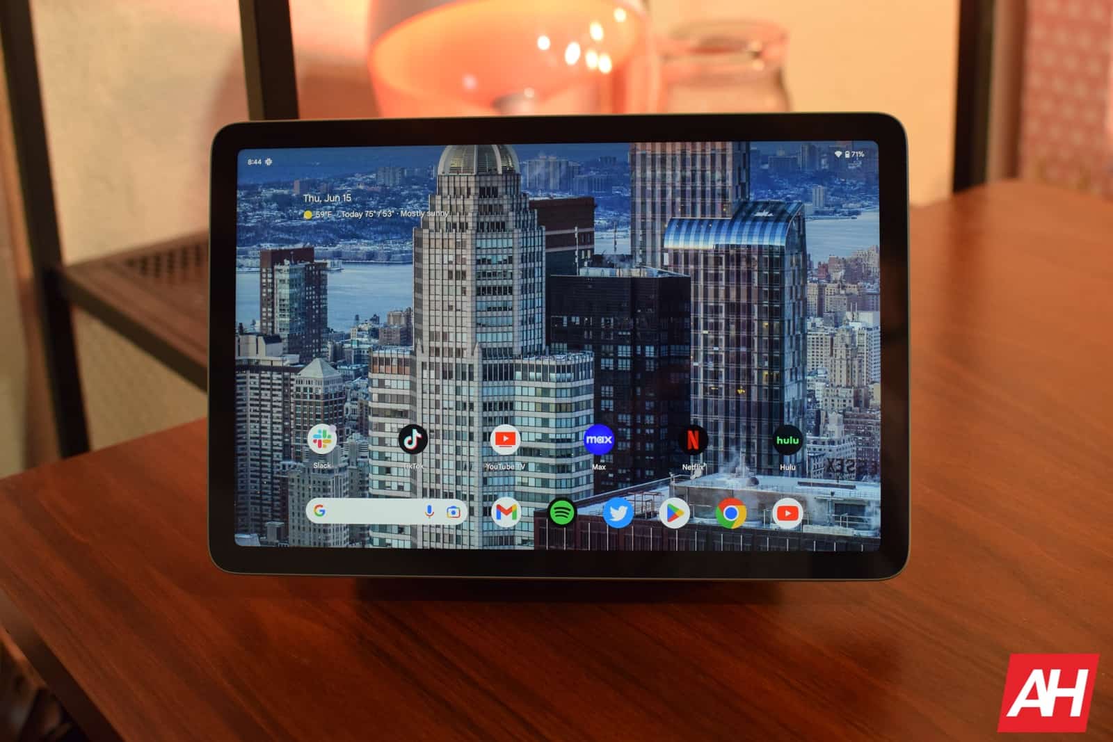 Arbeitet Google an einem Pixel Tablet 2?  Neue Codenamen deuten auf Ja hin