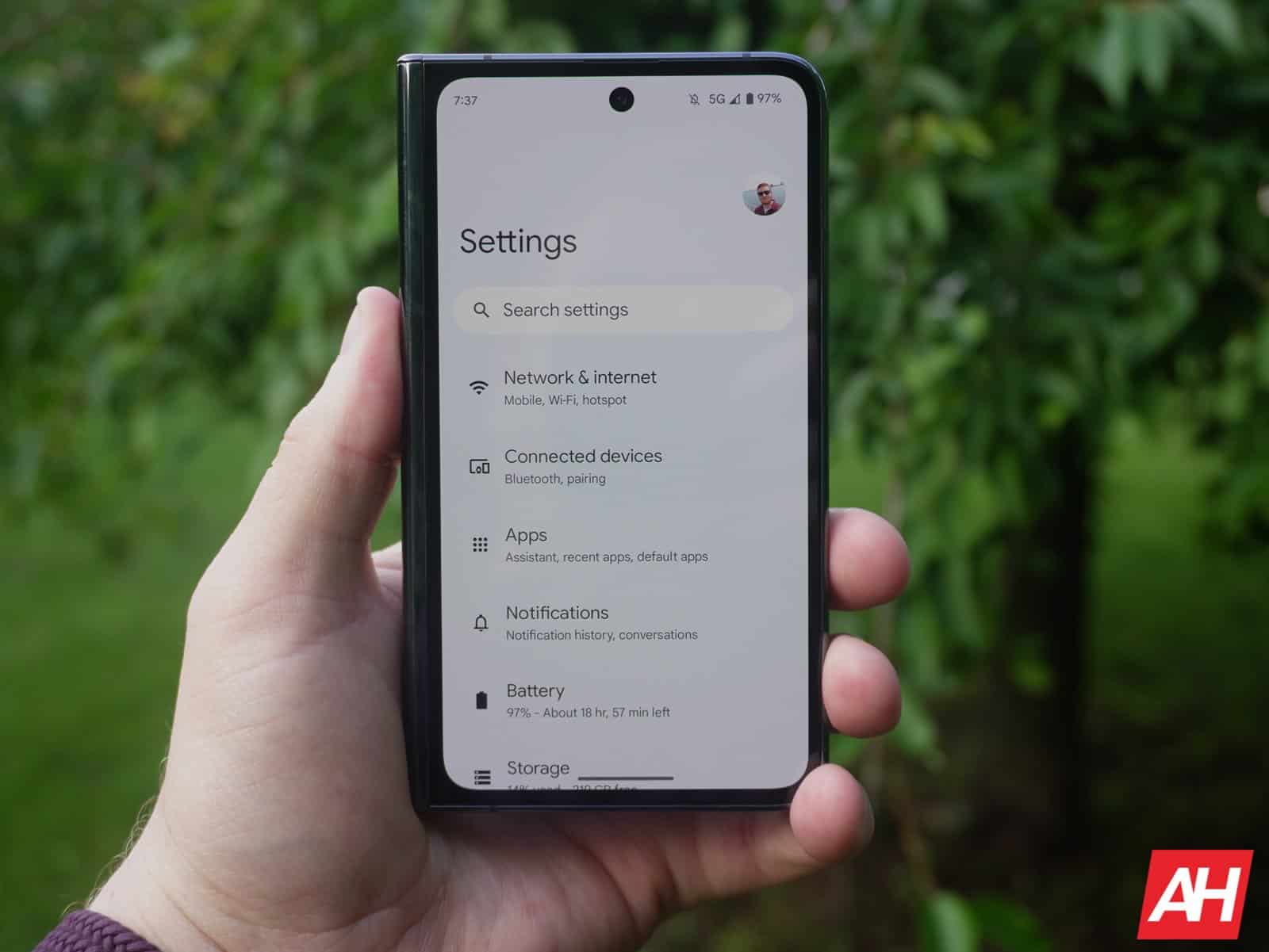 Google testet die Wischgeste von Pixel Fold auf App-Kontinuität