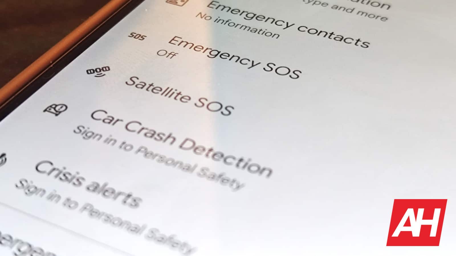 Featured image for Google reportedly working on satellite SOS feature for Pixels