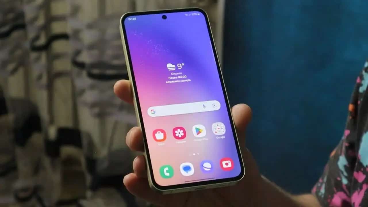 Featured image for Samsung implements Google