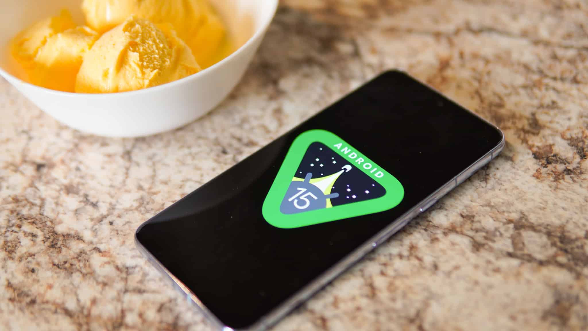 Featured image for Android 15 Dev Preview 2 arrives with smoother tap to pay & more