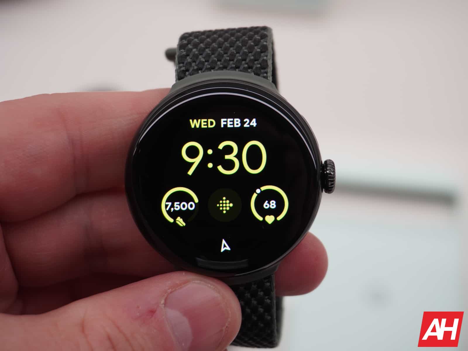 Featured image for Pixel Watch 3 rumored to have larger 45mm size option