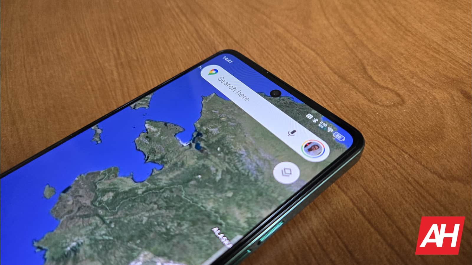 Featured image for Google Maps will let businesses show off their social media posts