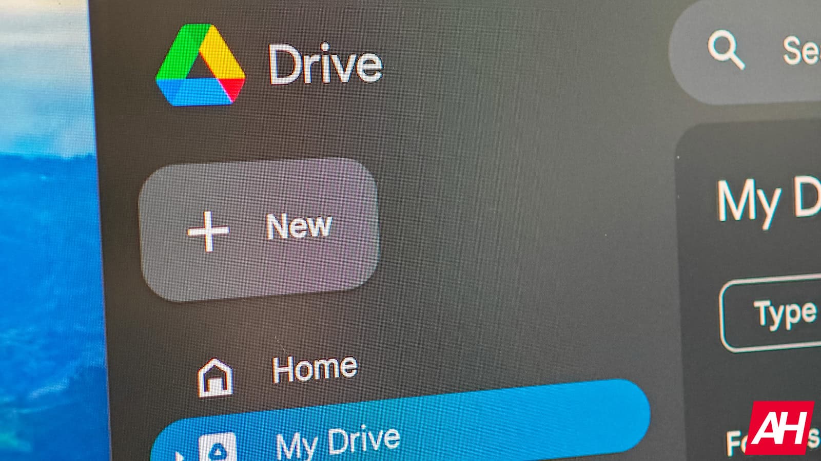 Featured image for Google Drive dark mode for web finally starts rolling out