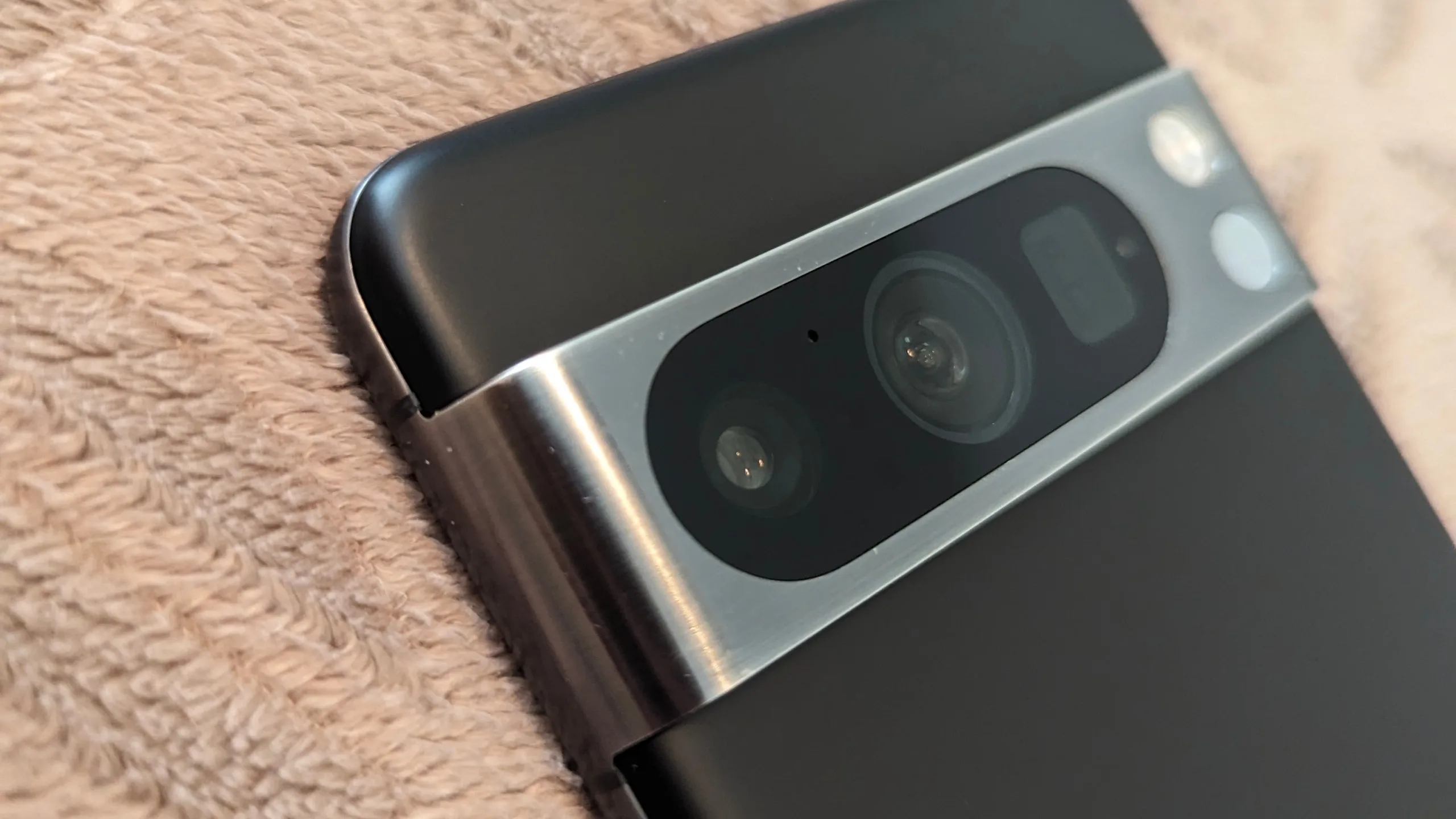Dieser Pixel 8 Pro-Mod ist einzigartig, aber Sie sollten ihn nicht ausprobieren