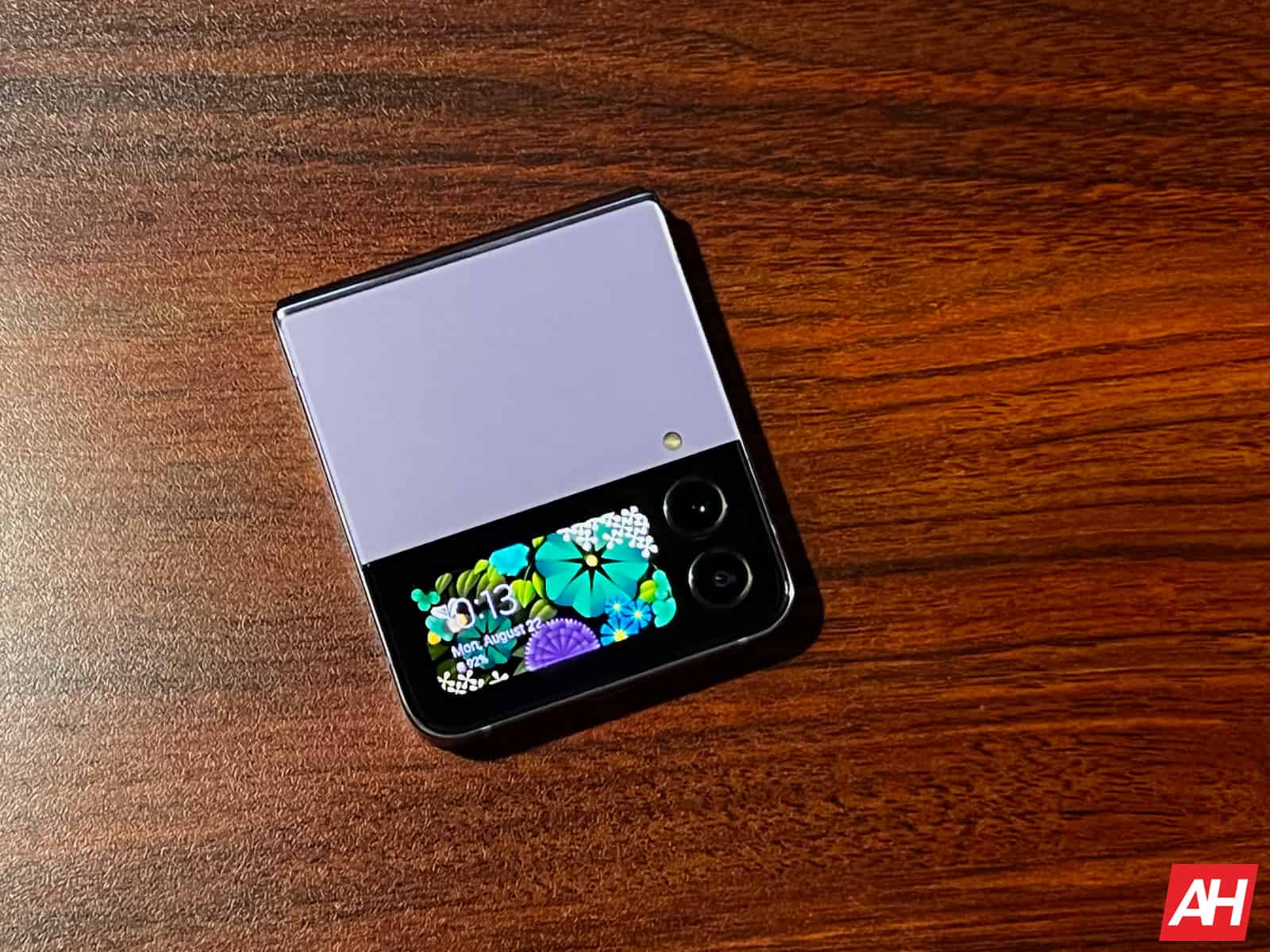 One UI 6.1 ist in den USA auch für das Galaxy Z Fold 4 und Flip 4 verfügbar