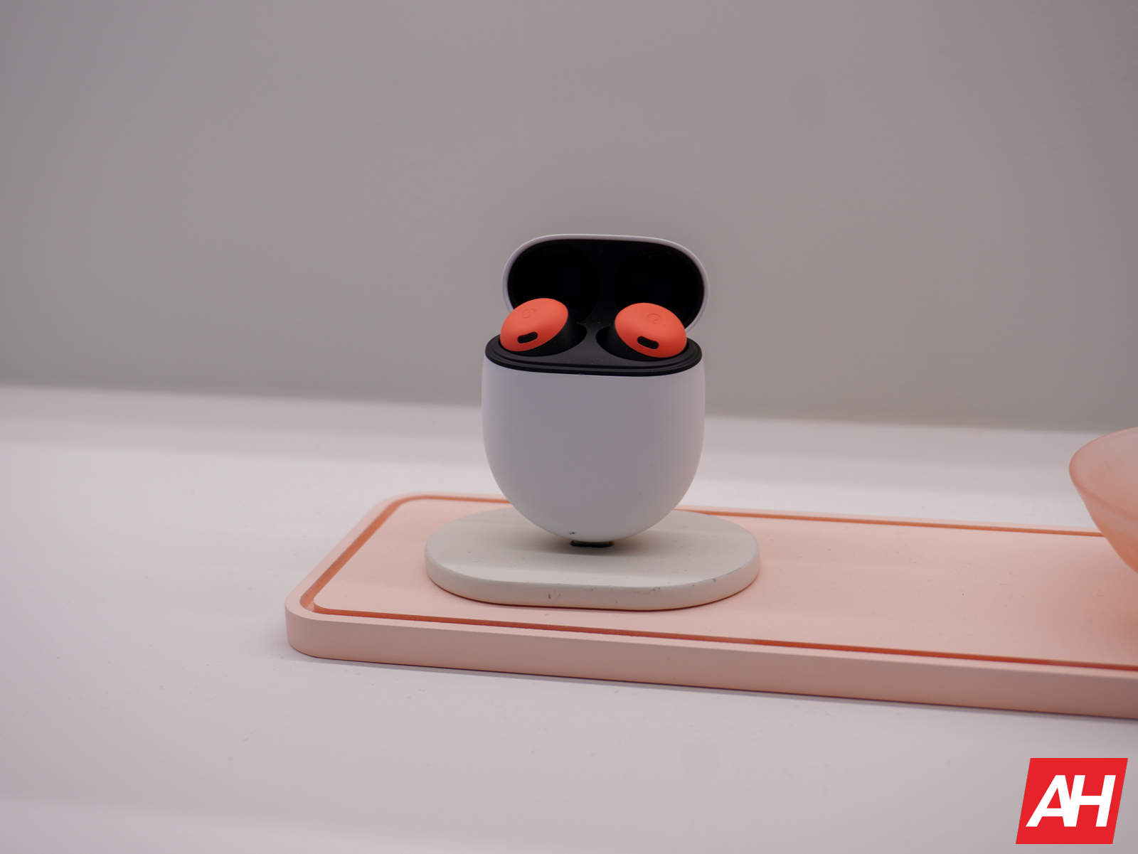 Featured image for Google Pixel Buds Pro 2 to launch in these 4 color options