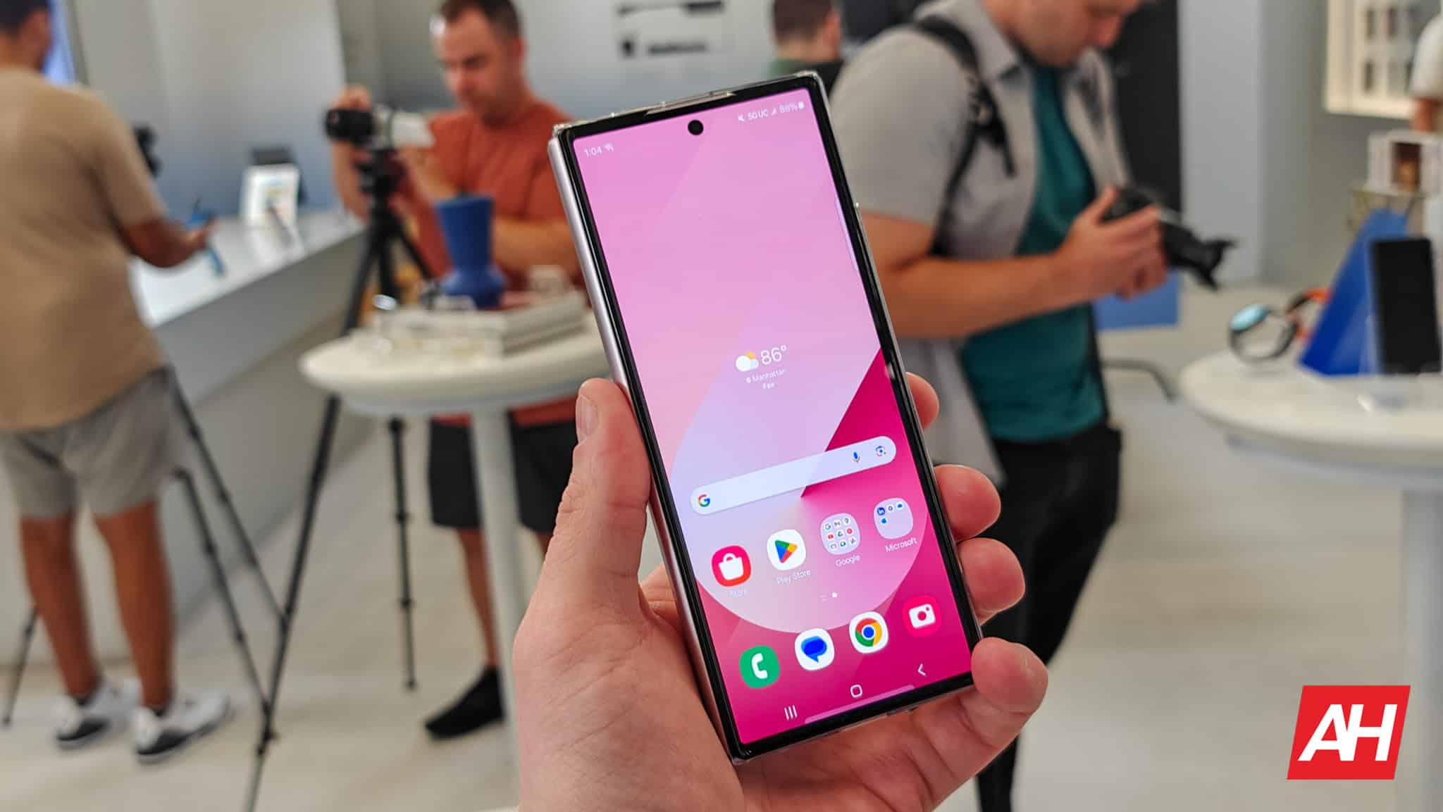 Sie können jedes Telefon eintauschen, um einen Rabatt von 300 $ auf das Galaxy Z Fold 6 zu erhalten