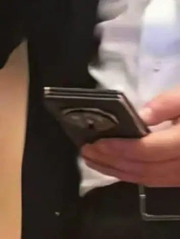 Huawei Tri-Fold gefaltetes Leck 2