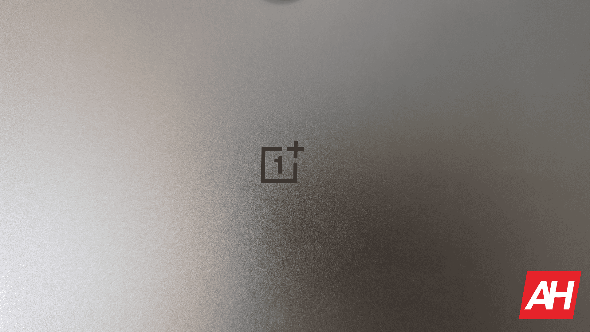 OnePlus bietet möglicherweise magnetisches kabelloses Ladezubehör an und umgeht damit die MagSafe-Patente