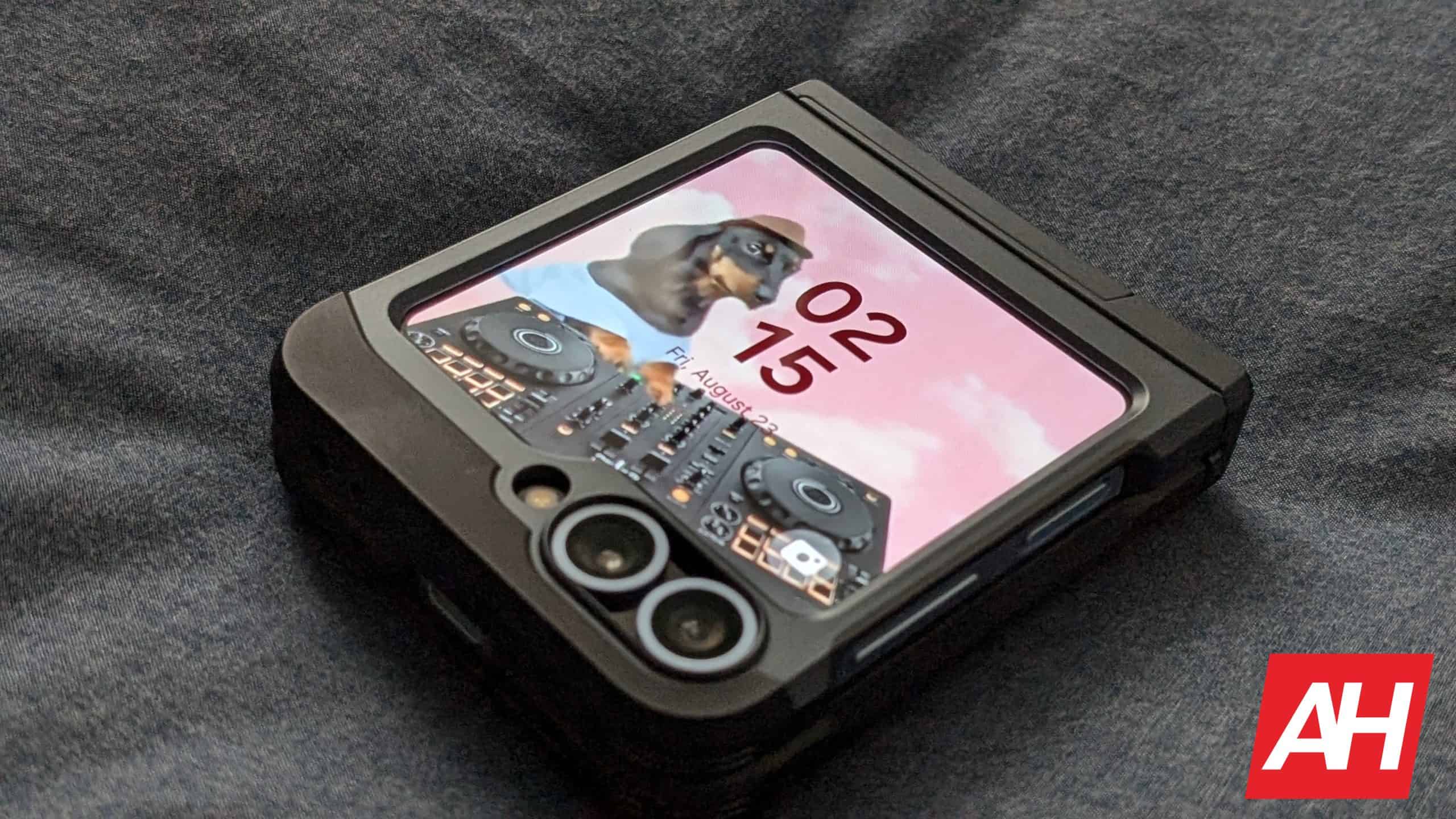 So ändern Sie das Hintergrundbild Ihres Galaxy Z Flip 6-Coverbildschirms