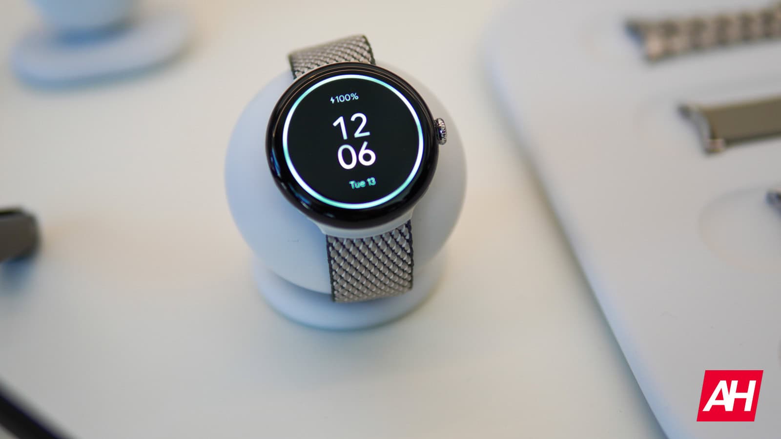 Pixel Watch 3 wird früh ausgeliefert und umgehend ausgepackt