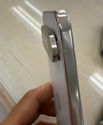 Problem mit der hinteren Kameraleiste des Pixel 9 Pro XL 1
