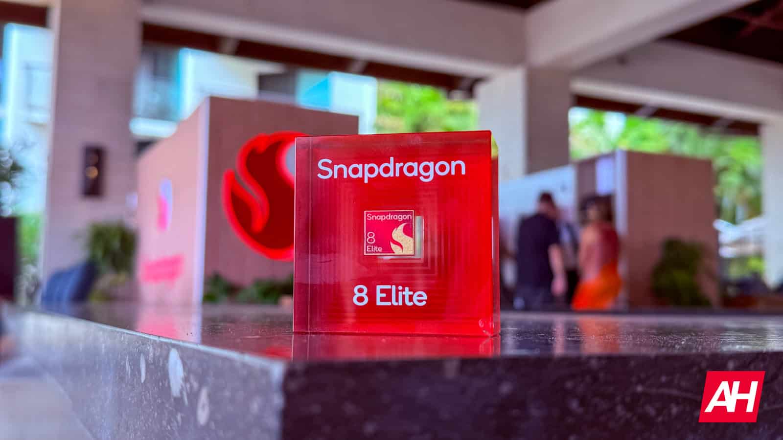 Benchmarked: Qualcomms Snapdragon 8 Elite ZERSTÖRT Apples A18 Pro