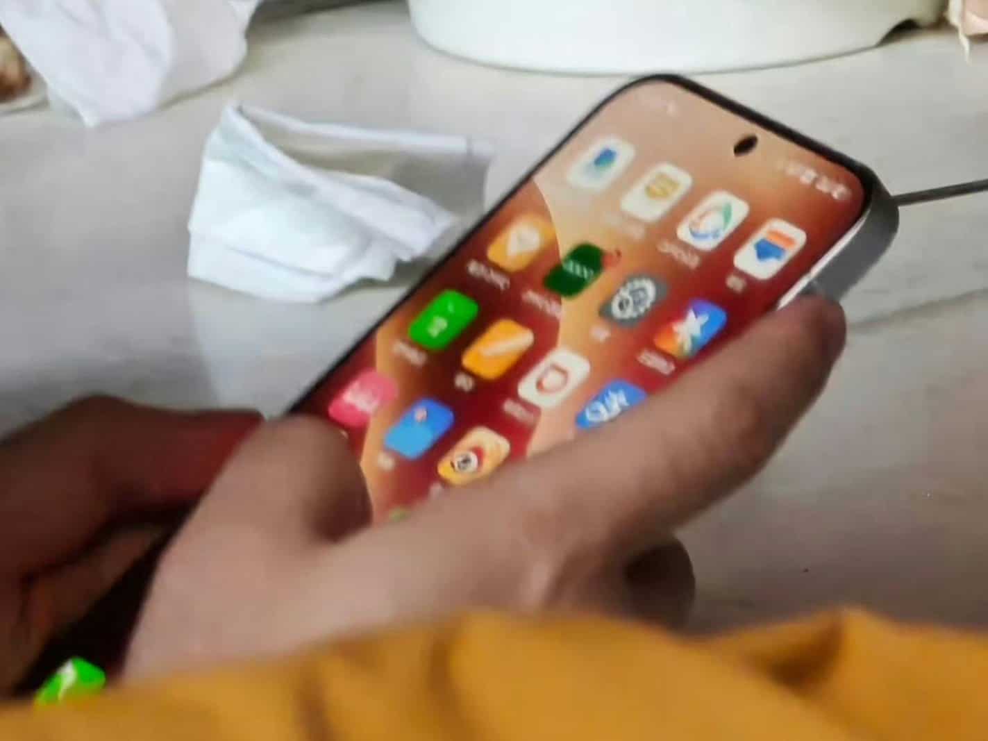 Live-Bilder und Spezifikationen des OPPO Find X8 sind vor dem Start durchgesickert