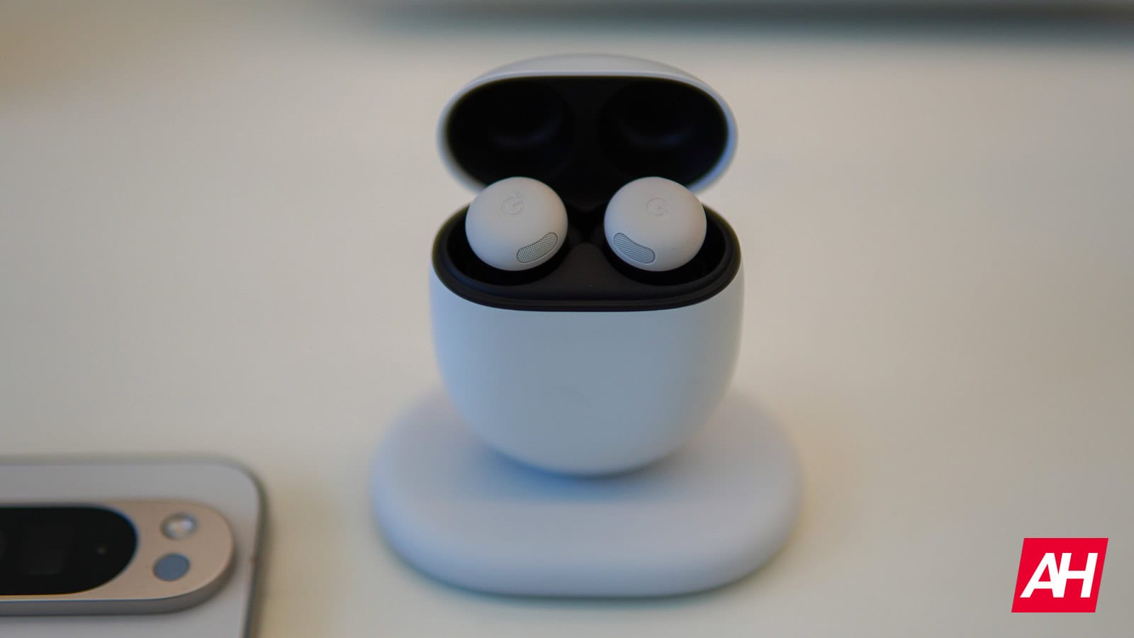 Käufer von Pixel Buds Pro 2 erhalten eine Umfrage zu Problemen und der KI-Nutzung