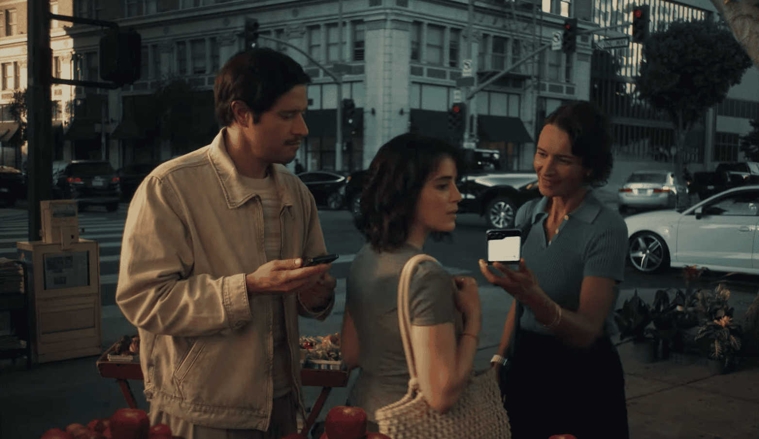 Topf trifft Wasserkocher: Samsung verspottet Apple für die Veröffentlichung des "Dasselbe" Telefon