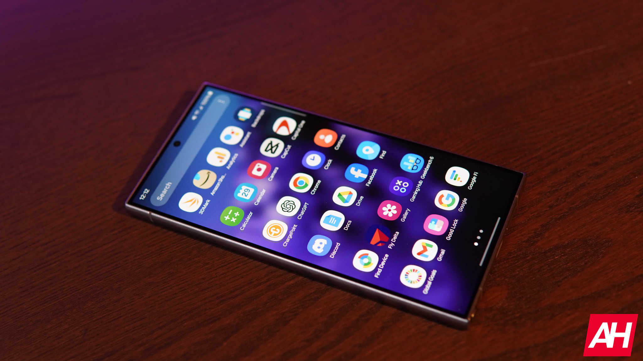 Das stabile One UI 7-Update fügt möglicherweise eine App-Sperrfunktion hinzu