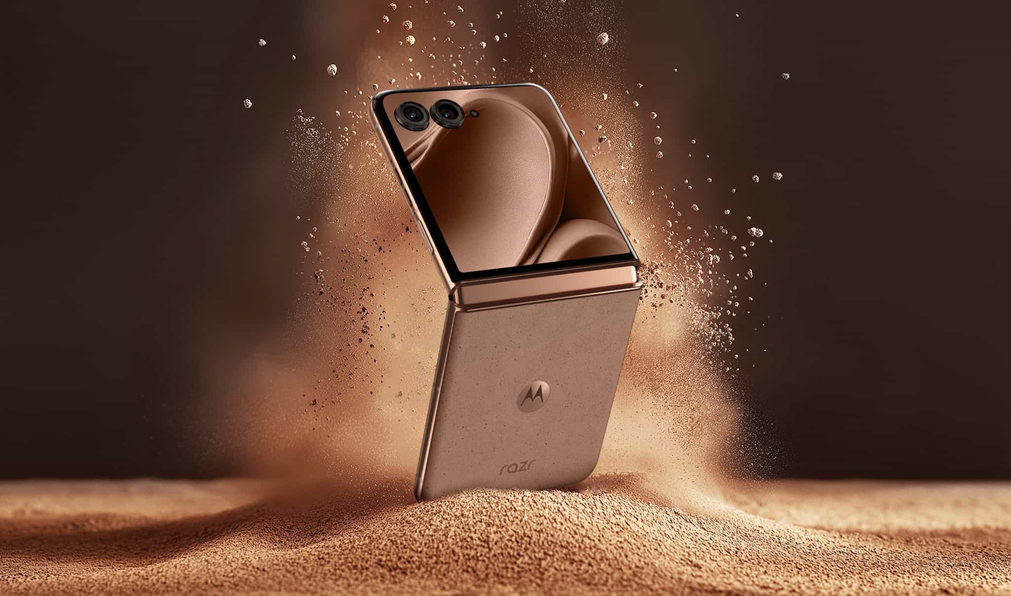 Motorola und Pantone bringen Razr 50 Ultra in der Farbe Mocha Mousse auf den Markt