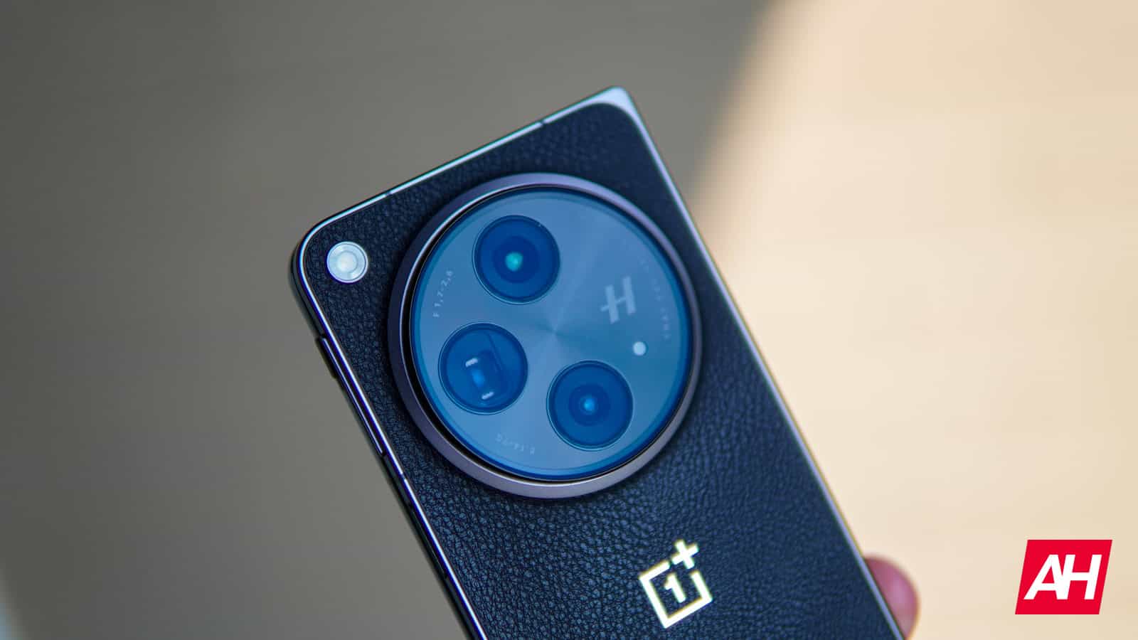 OnePlus Open 2-Änderungen im Detail: Dünner, leichter und leistungsstärker