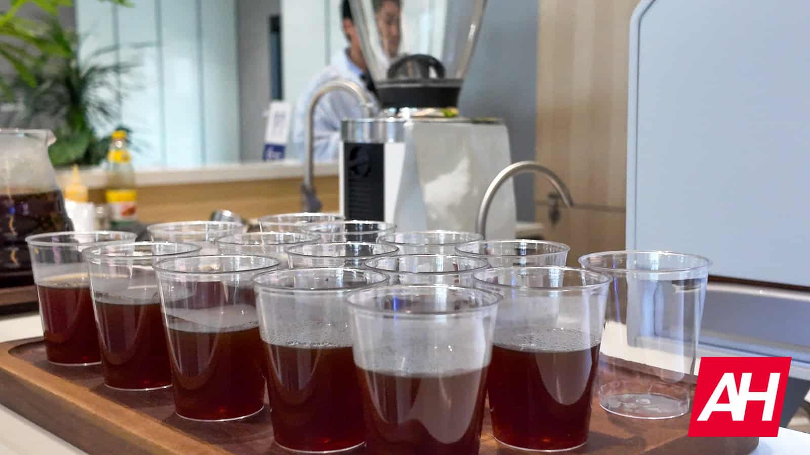 Sie werden nicht glauben, was TECNO sonst noch in seinen Fabriken herstellt