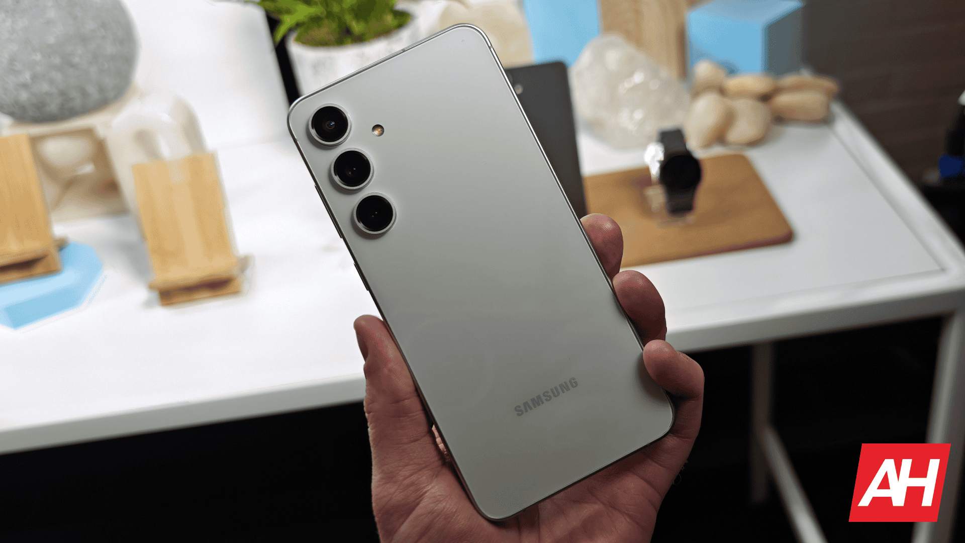 Im Jahr 2024 verzeichnete der Smartphone-Markt endlich Wachstum