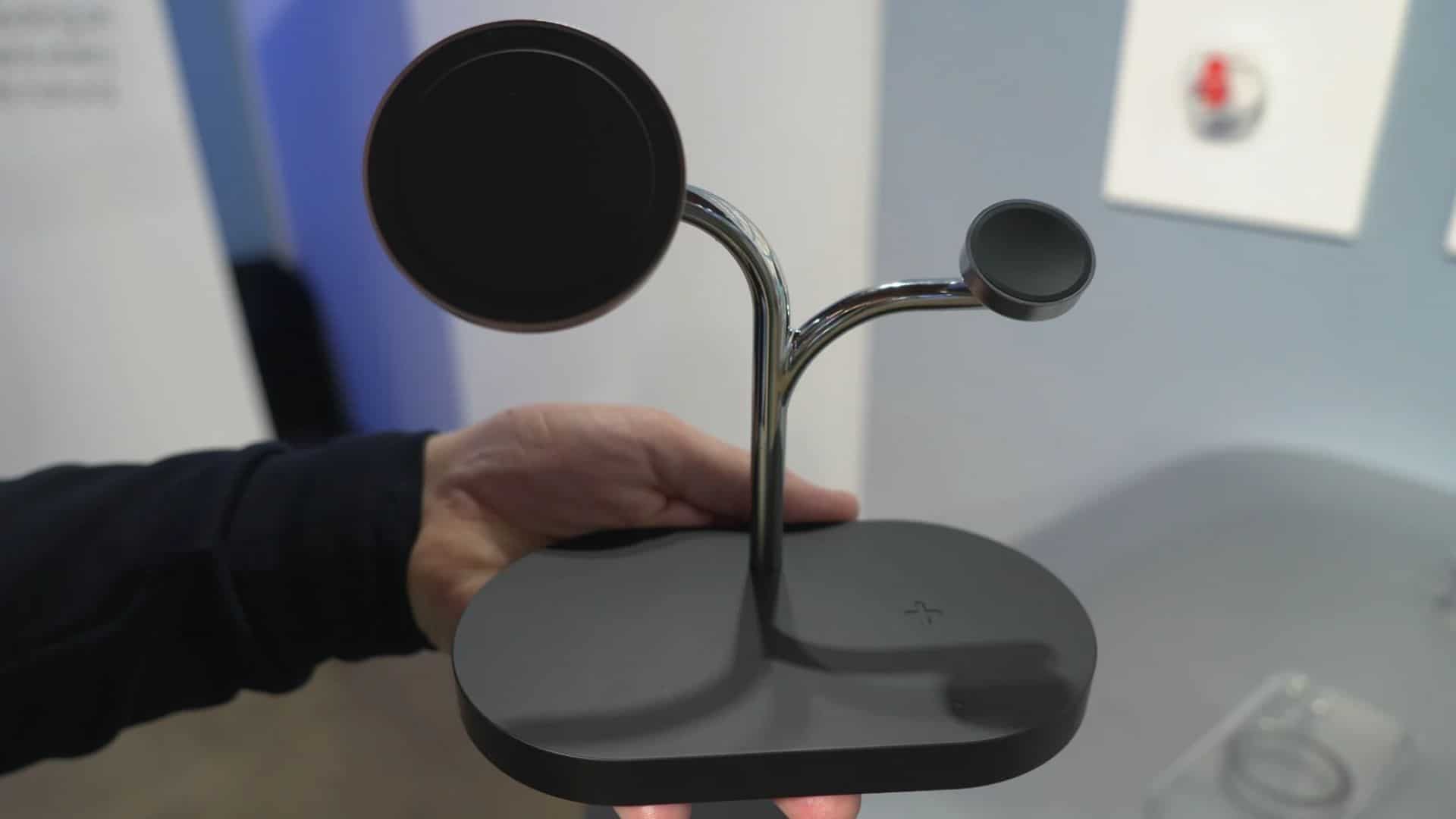 Samsung hält ein kabelloses 3-in-1-Qi2-Ladegerät für das Galaxy S25 bereit