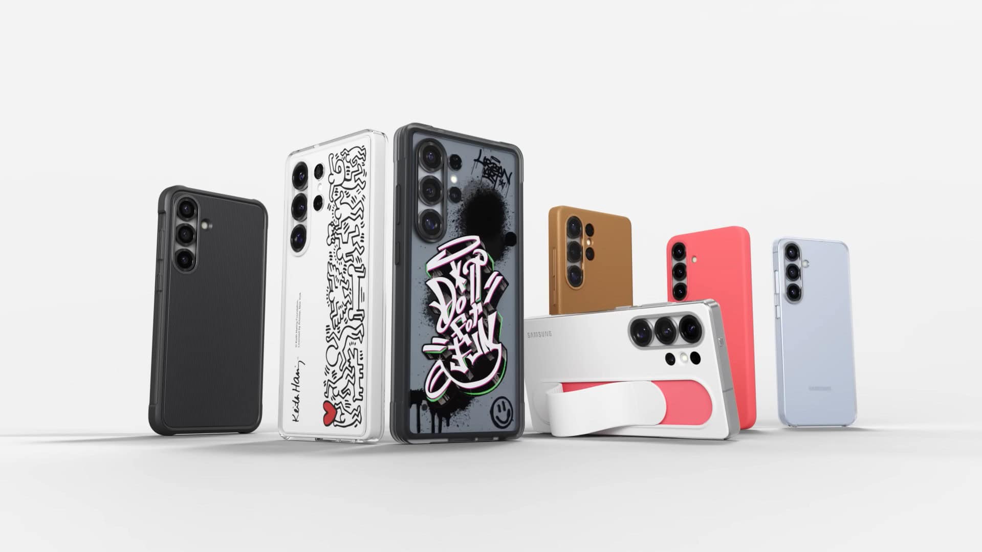 Schauen Sie sich alle offiziellen Hüllen der Galaxy S25-Serie von Samsung an: Video