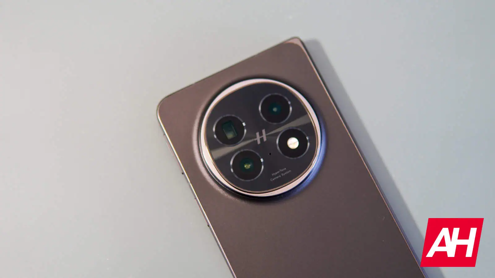 Oppo finden N5 AM AH 15