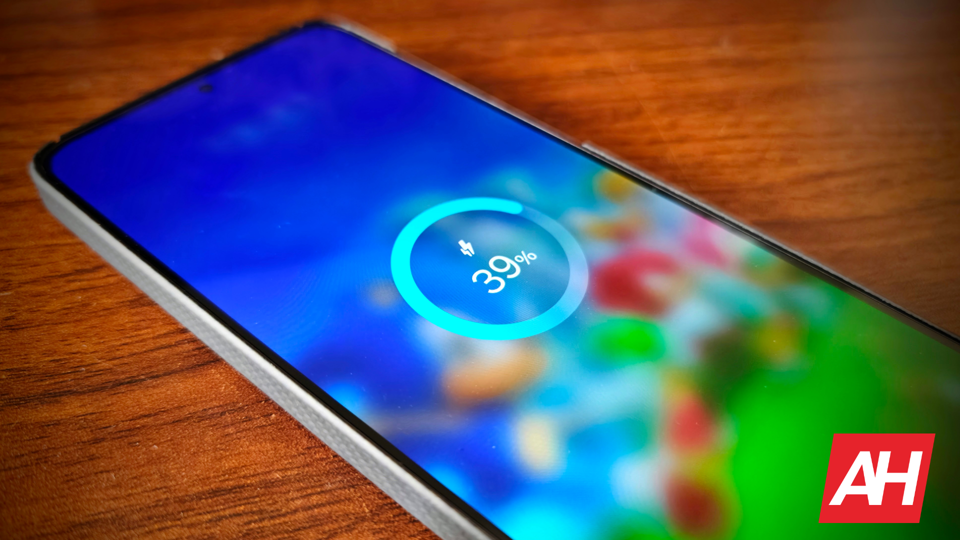 Ihr Telefon wird alle 2 Wochen mit dem Ladegrenze vollständig berechnet