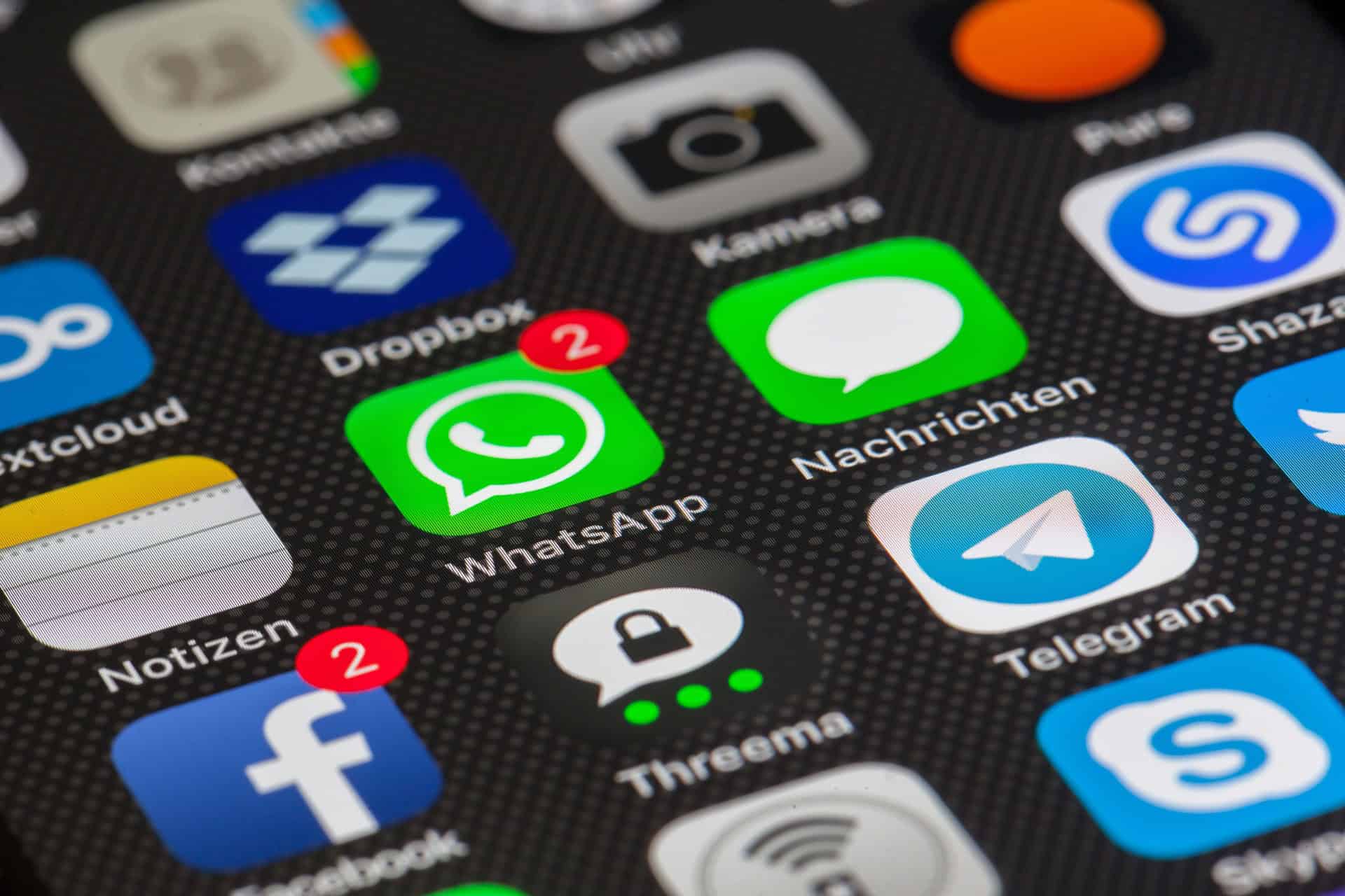 Mit Apple können Sie WhatsApp als standardmäßige Telefon -App Ihres iPhone einstellen