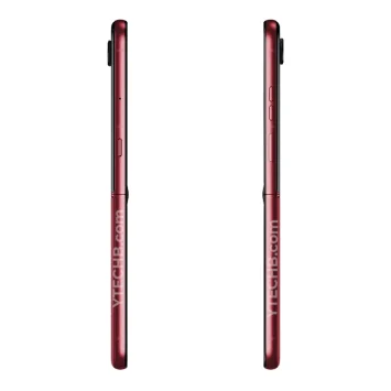Motorola Razr 60 Ultra Pantone RIOR Red Leck 11