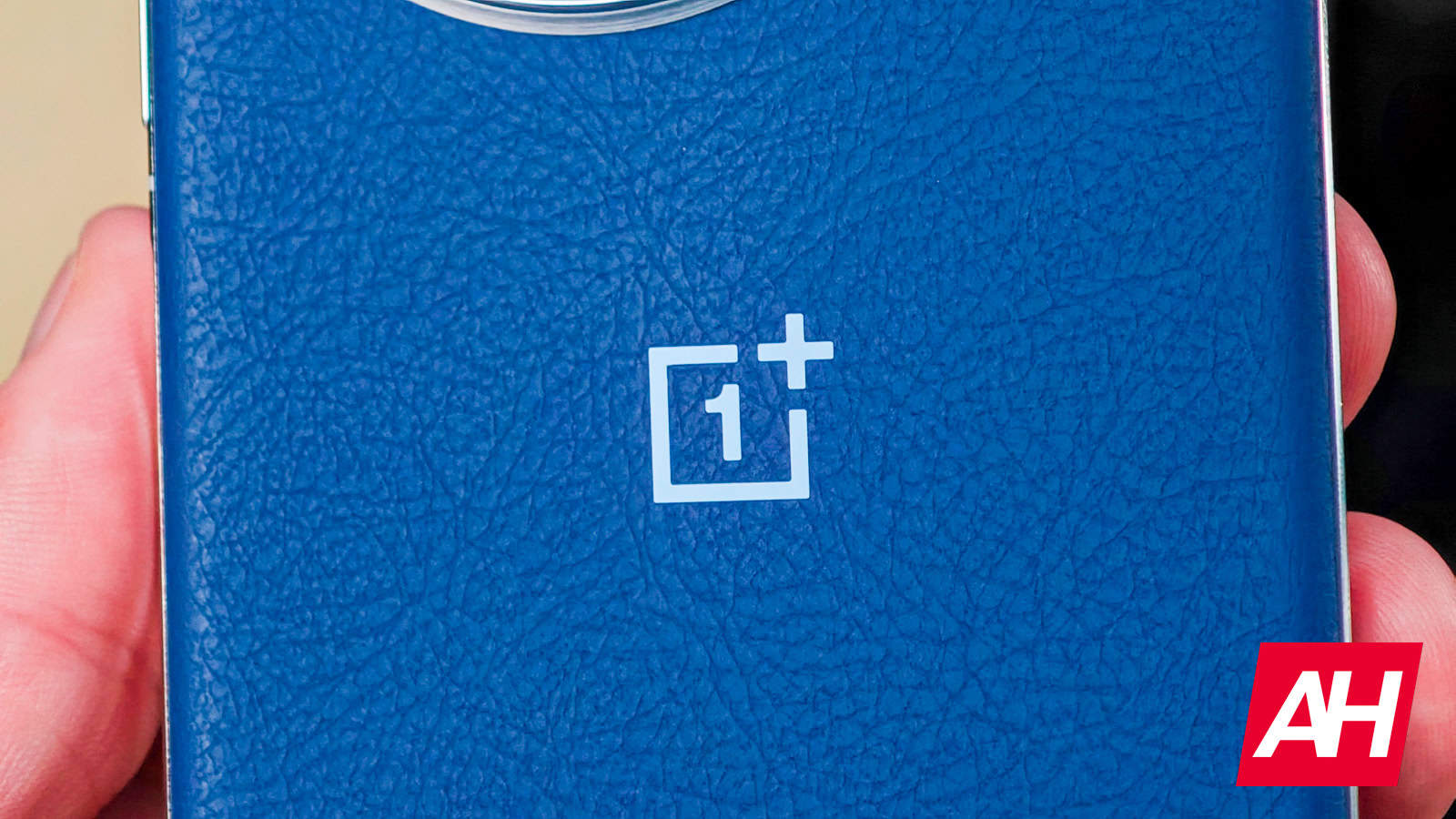 Massive Batterie und besser bestätigt für kompaktes OnePlus 13T Flaggschiff