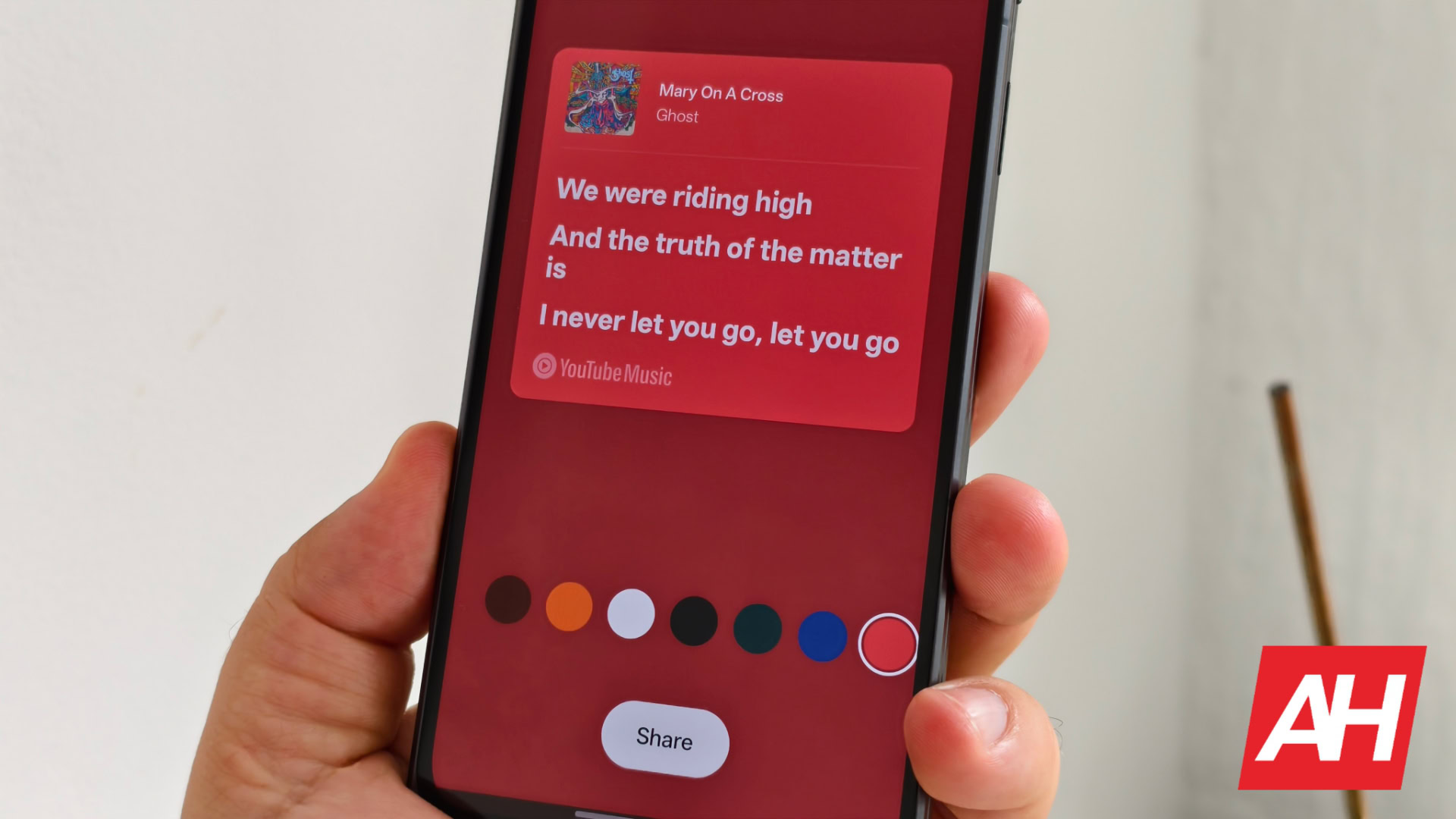 Mit der neuen Funktion von YouTube Music können Sie Texte in Insta-würdige Kunst umwandeln