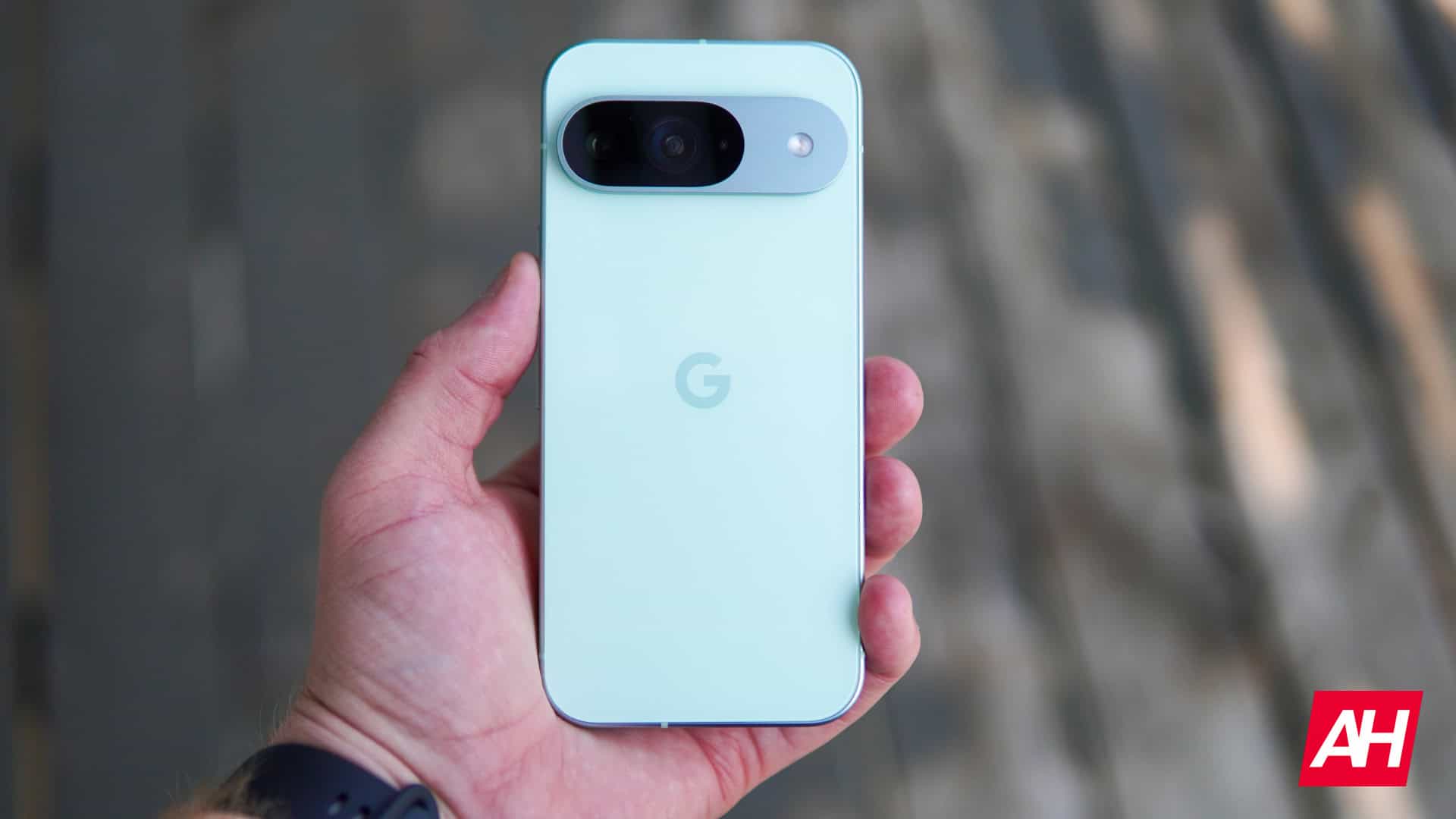 Wie groß ist die Größe von Google Pixel 9?