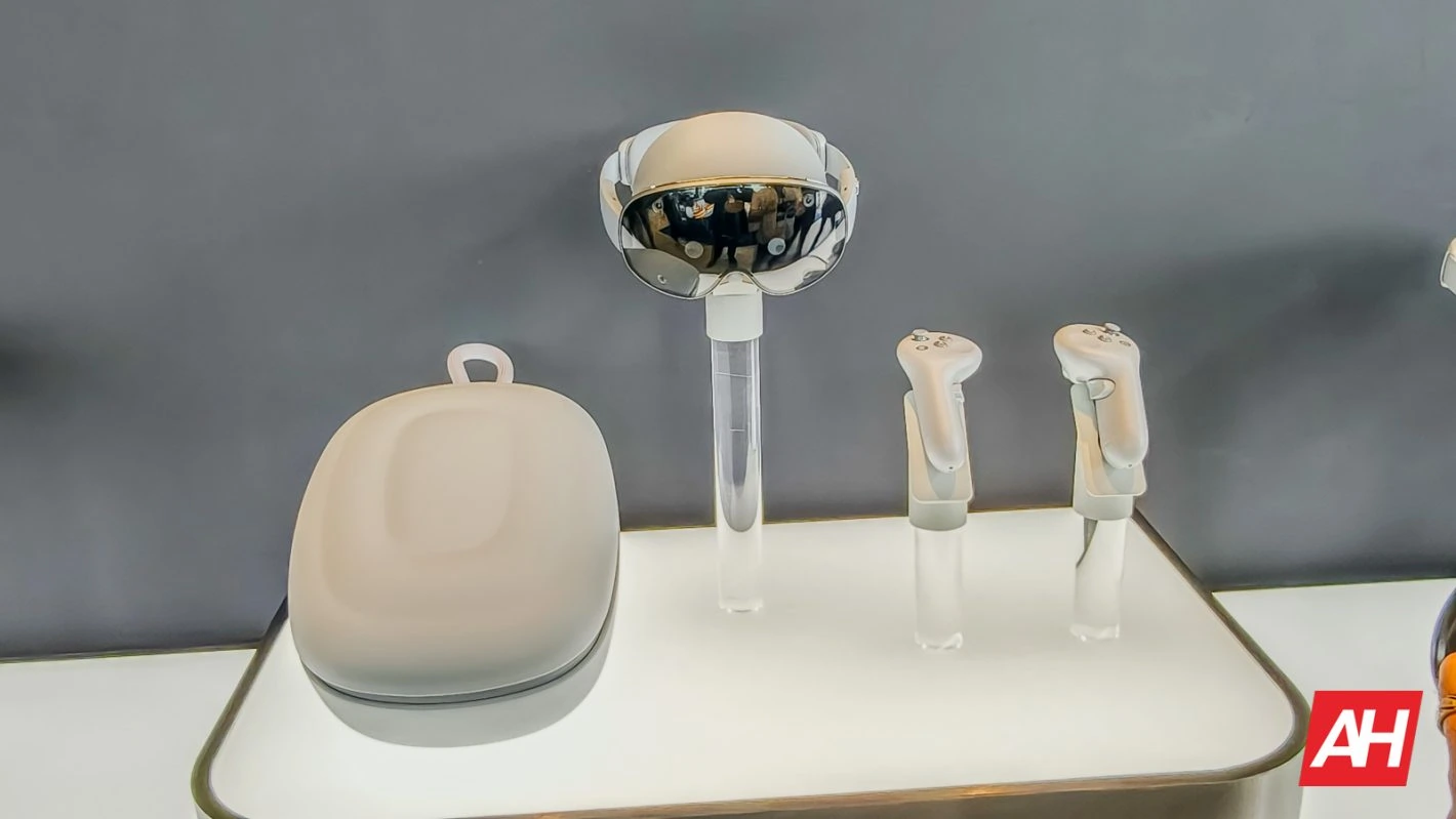 Samsung Galaxy XR Hands on AM AH 44