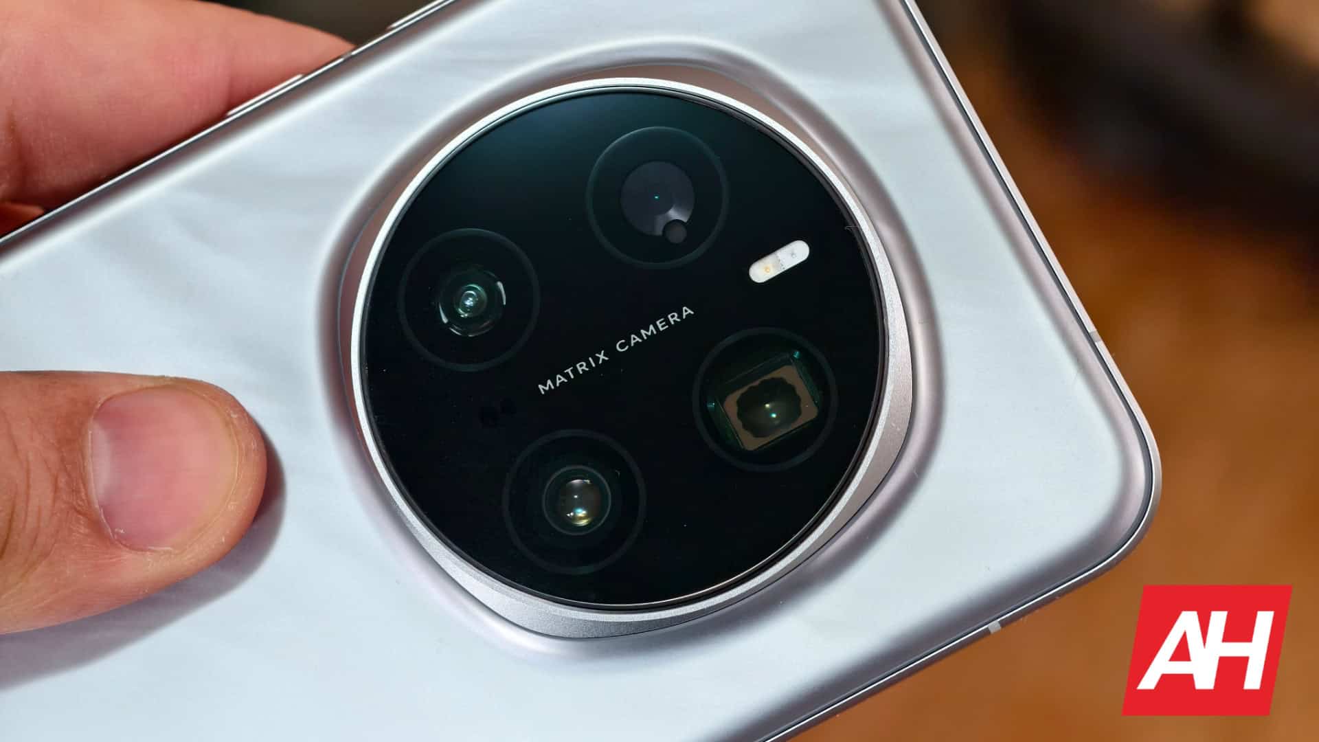 Ein weiteres großes Batterie -Flaggschiff spielt seine Snapdragon 8 Elite Gen 5 Muskeln auf Geekbench