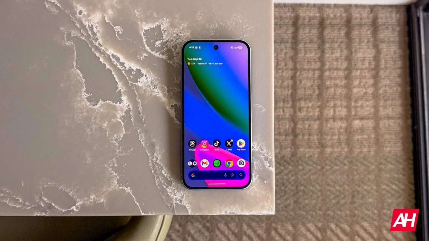 Google Pixel 10 AH 04