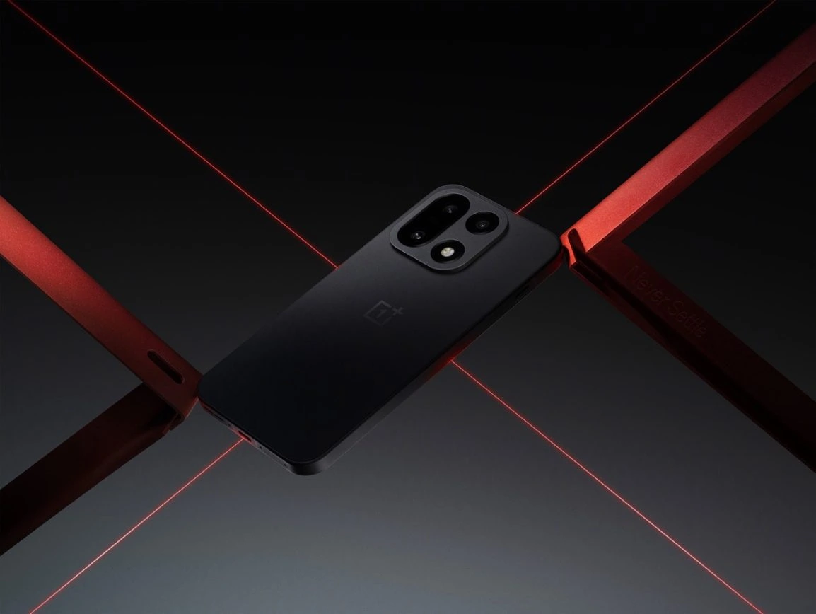 OnePlus 15 Infinite Black Laser Empfohlene Größe Large