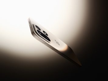 OnePlus 15 Sand Storm Spotlight 2 Large