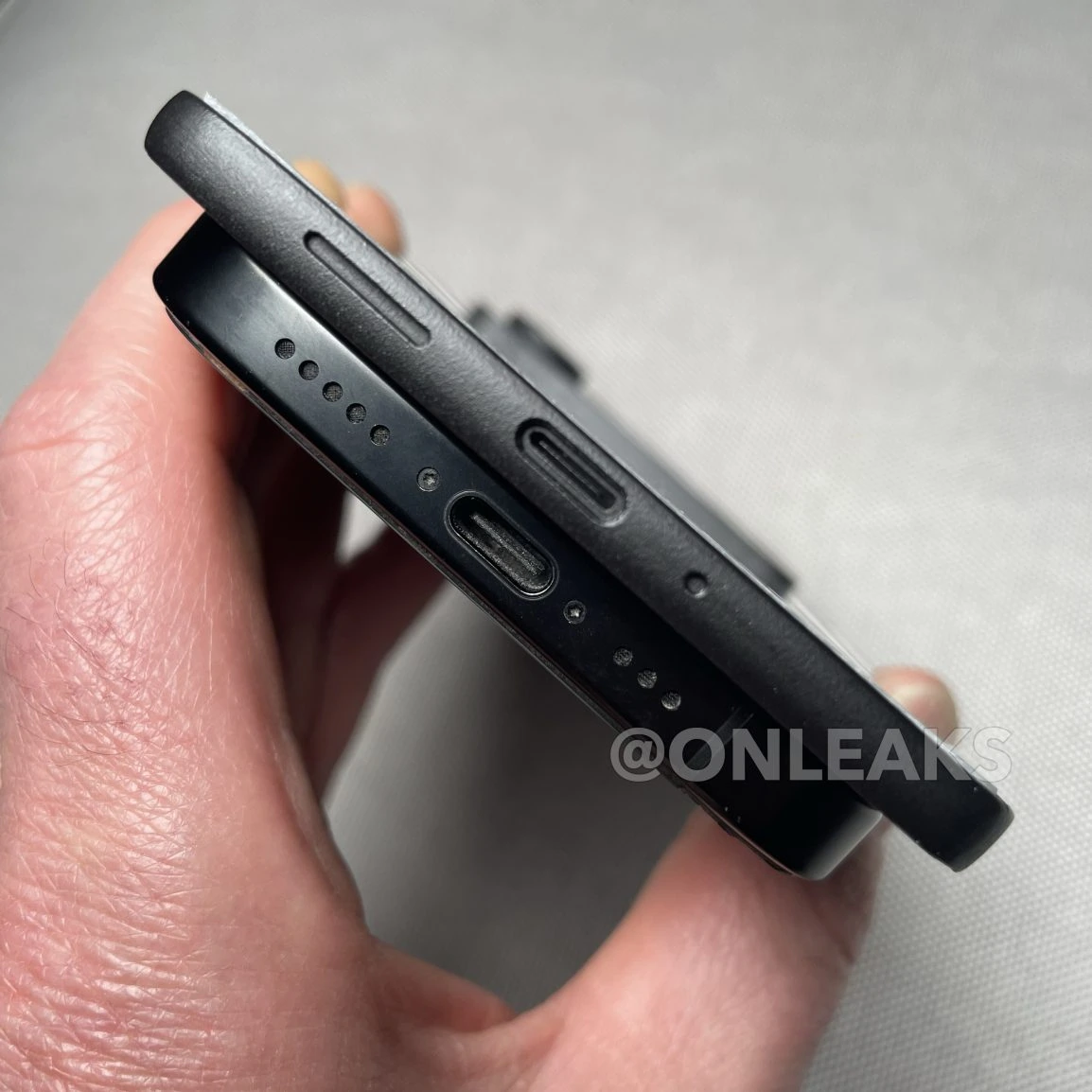 Galaxy S26 Edge Dummy-Bild 2