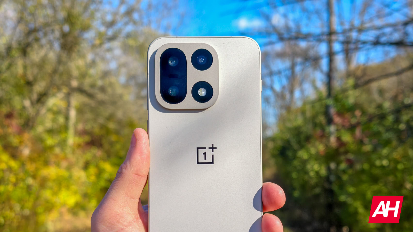 OnePlus 15 kämpft in Tests mit der Hitze des Snapdragon 8 Elite Gen 5