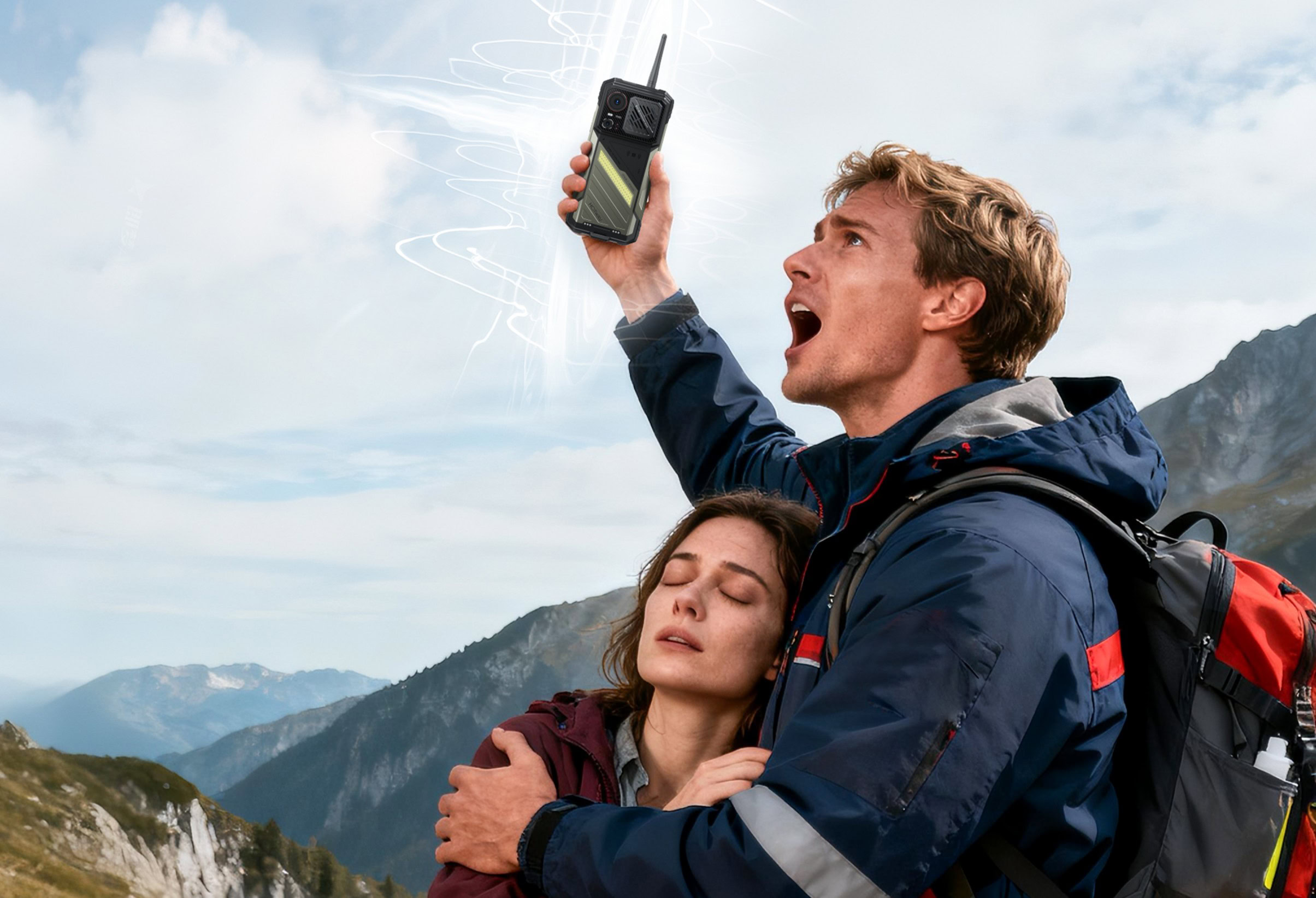 HOTWAV Hyper 8 Ultra ist im Grunde ein Walkie-Talkie, eine Taschenlampe, eine Powerbank und ein Tank in einem