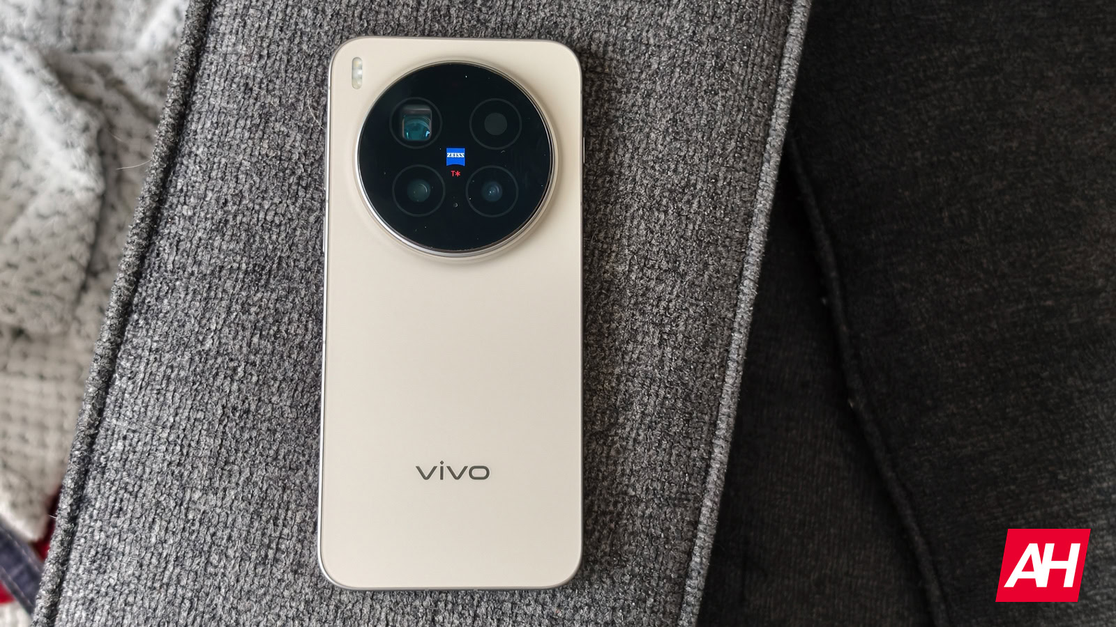 Das Vivo X300 Ultra könnte mit „Ultra“-Schnellladung auf den Markt kommen