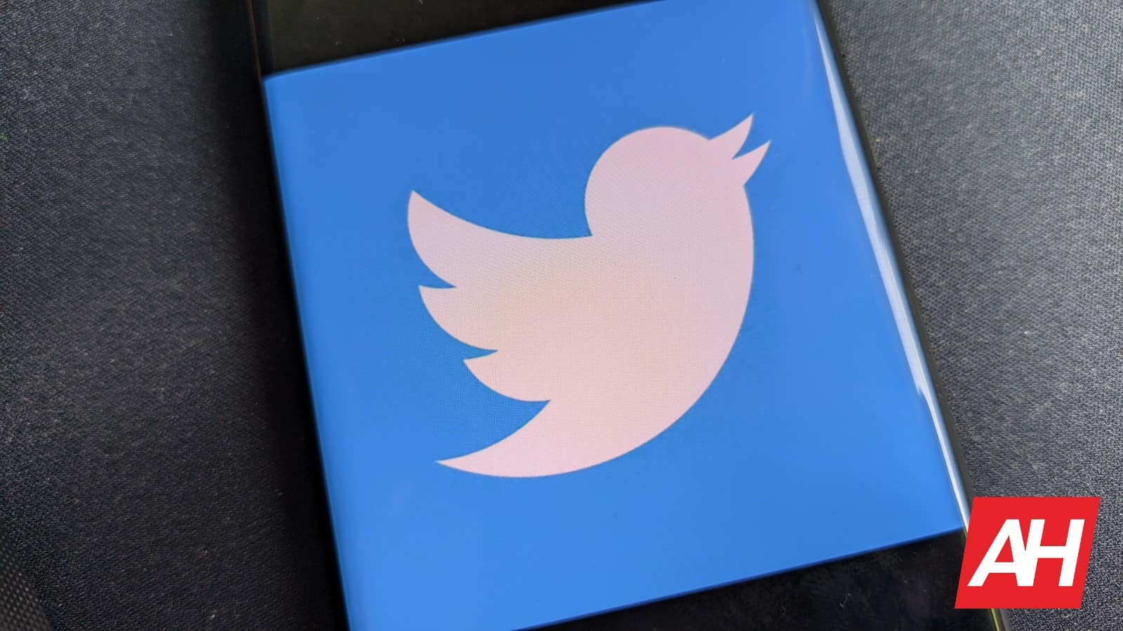 Operation Bluebird fordert X in neuem Angebot heraus, die Marke von Twitter zurückzugewinnen