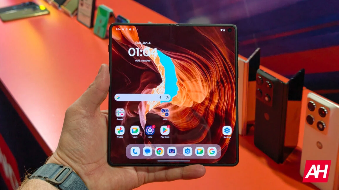 Motorola Razr Fold AM AH 10