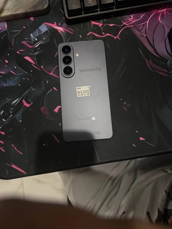 Galaxy S26 Plus Verkaufsfotos Prototyp Leak 4