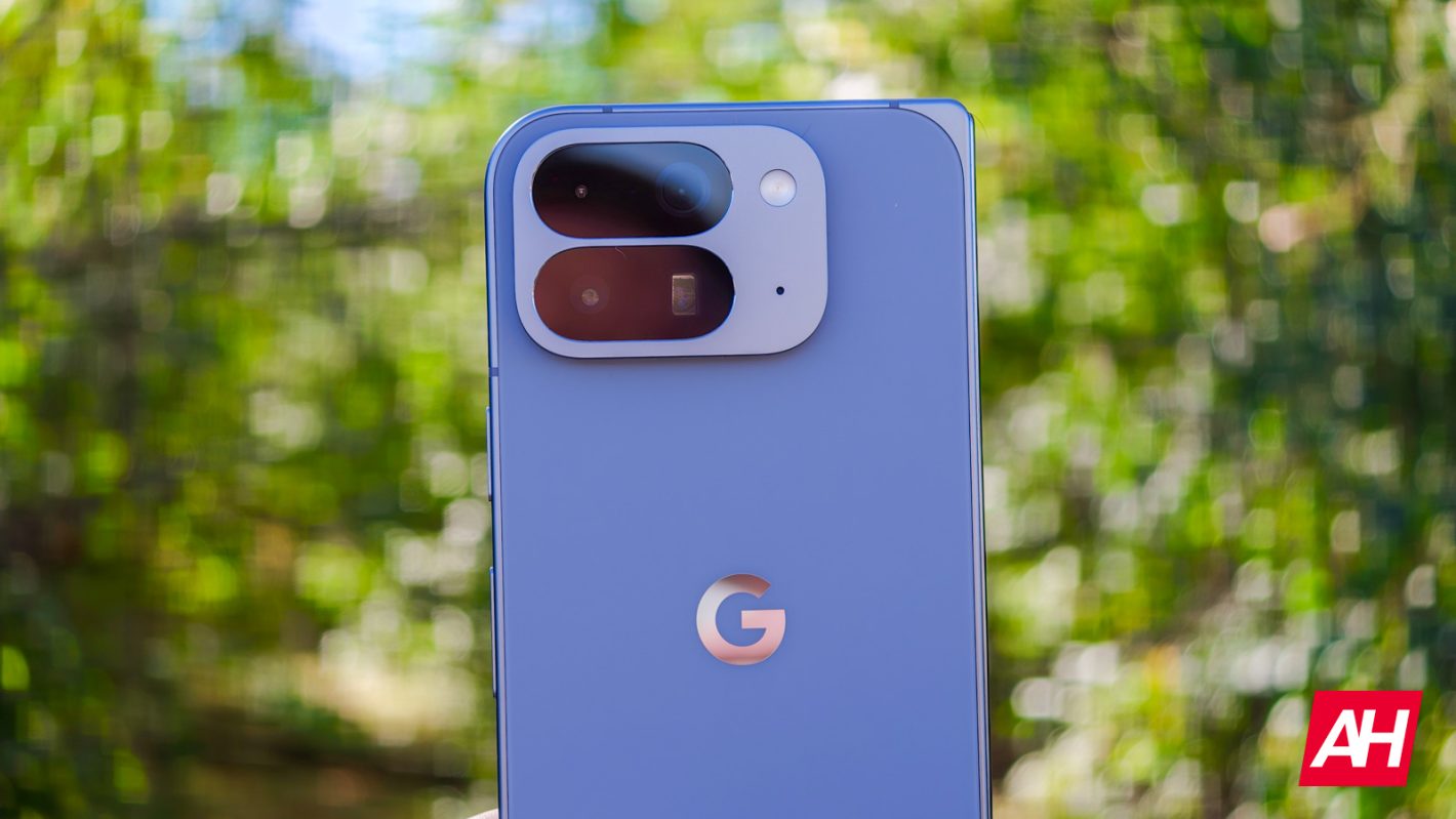 Google Pixel 10 Pro Fold AM AH 06